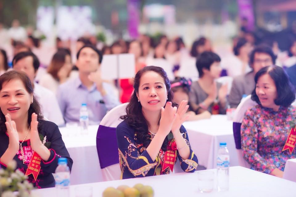 Cô Tuyết Lan, giáo viên THPT Xuân Đỉnh