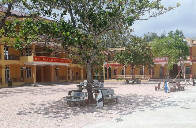 Quang cảnh trường