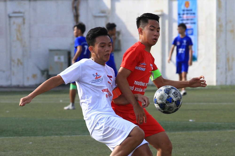 Chơi thể thao làm cơ thể đổ mồ hôi nhiều, gây ra mất nước và các khoáng chất