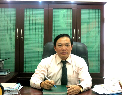 Ông Hoàng Đình Cảnh trả lời PV