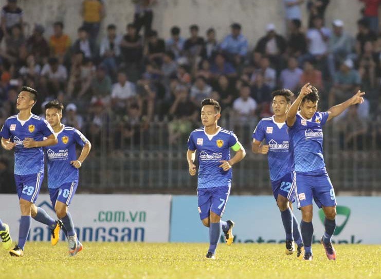 Chung cuộc, Quảng Nam ngược dòng đánh bại HAGL với tỉ số 3-2 ngay trên sân Pleiku. Ảnh: VPF