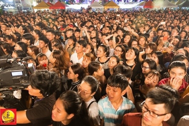 Lễ hội có một không hai này đã thu hút 1 lượng khán giả khổng lồ