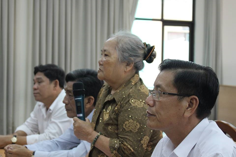 Bà Lê Thị The tại buổi đối thoại với Trưởng ban tiếp dân TW.