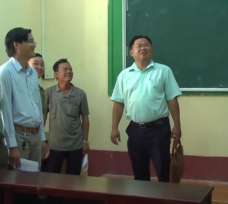 Đoàn thanh tra thuộc Ban Chỉ đạo thi THPT quốc gia kiểm tra các phòng thi