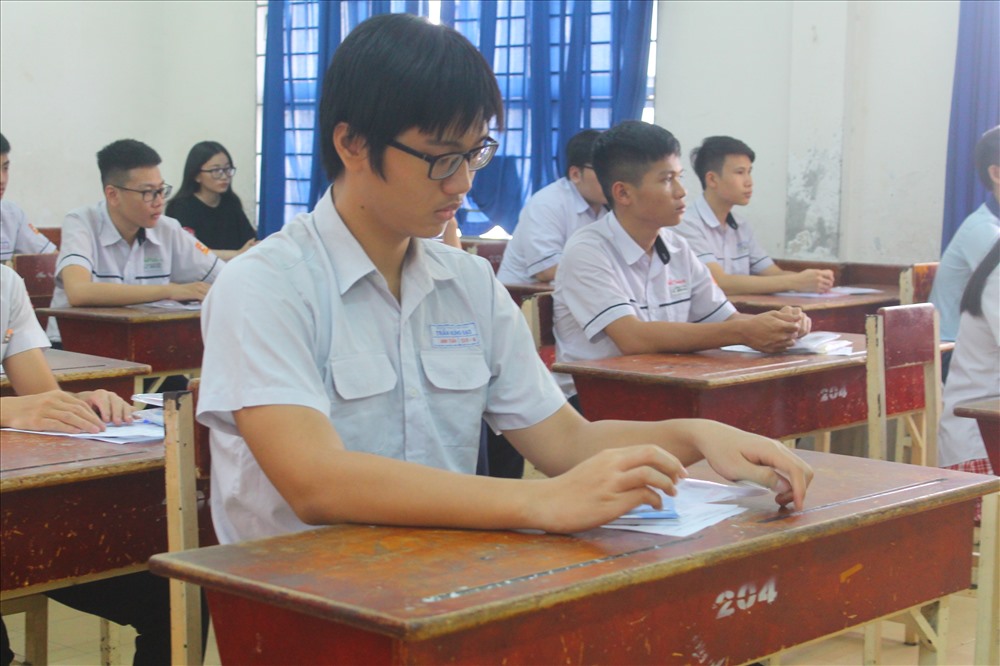Một số hình ảnh tại buổi làm thủ tục dự thi