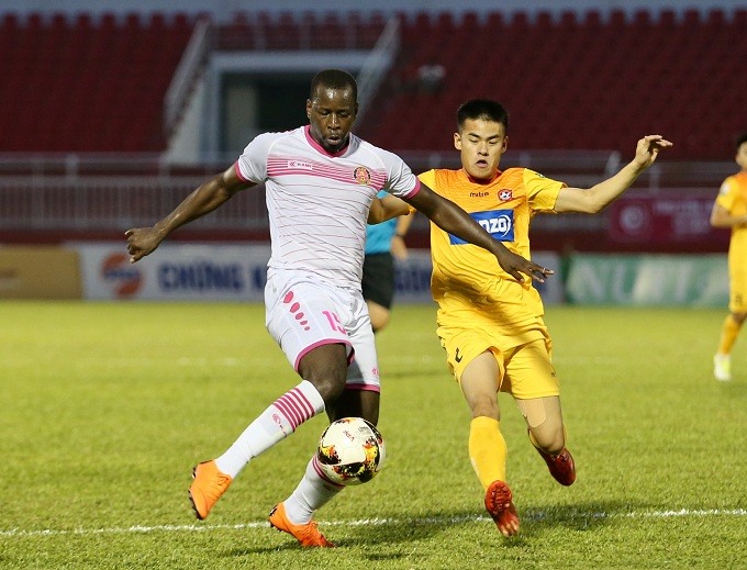 Sài Gòn FC bỏ lỡ không ít cơ hội trước khung thành của Hải Phòng, qua đó nếm trải trận thua thứ 3 liên tiếp. Ảnh: G.L