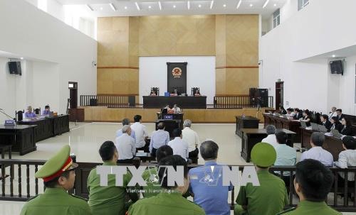 Toàn cảnh phiên tòa. Ảnh TTXVN