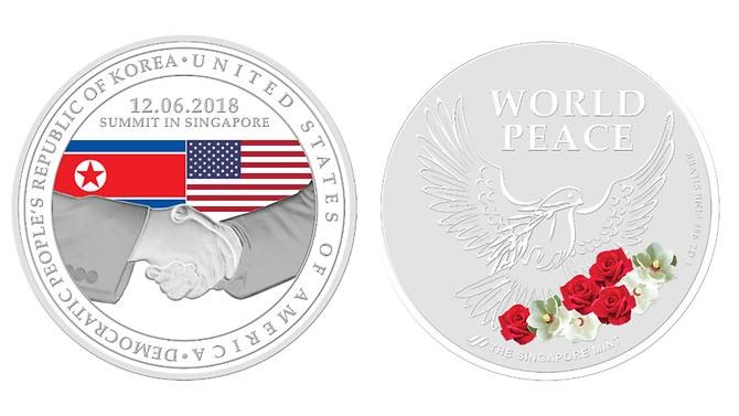 Đồng tiền xu kỷ niệm thượng đỉnh Mỹ - Triều bằng bạc. Ảnh: Singapore Mint.