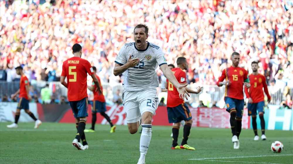 Dzyuba  gỡ hào cho tuyển Nga. Ảnh: FIFA