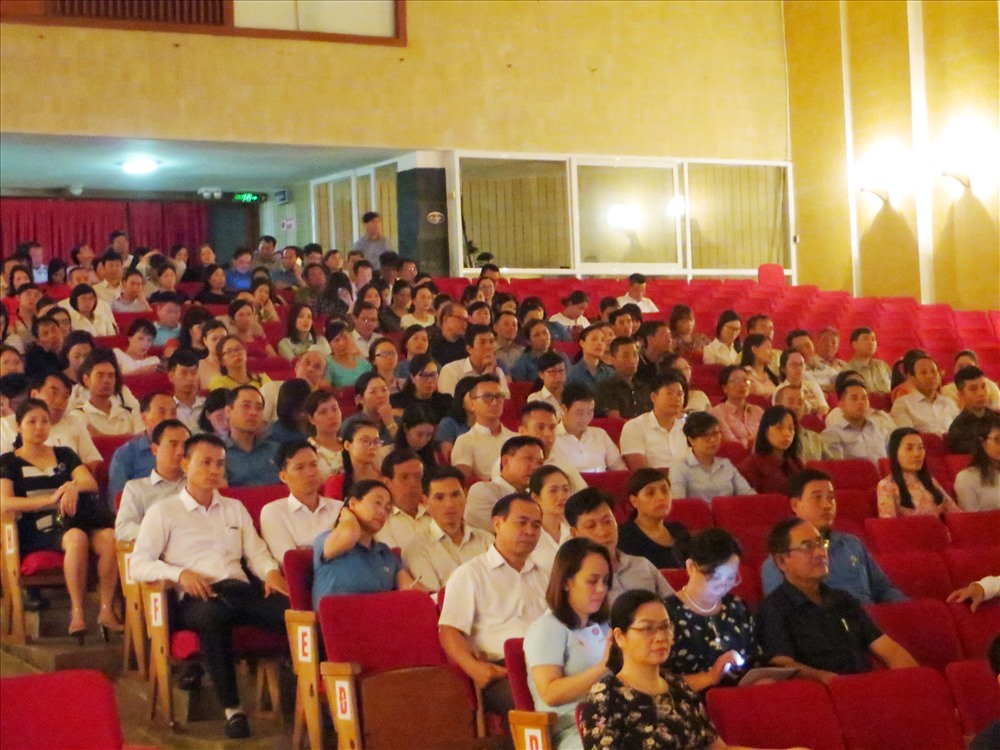 Trên 500 đại biểu dự hội nghị. Ảnh: TN