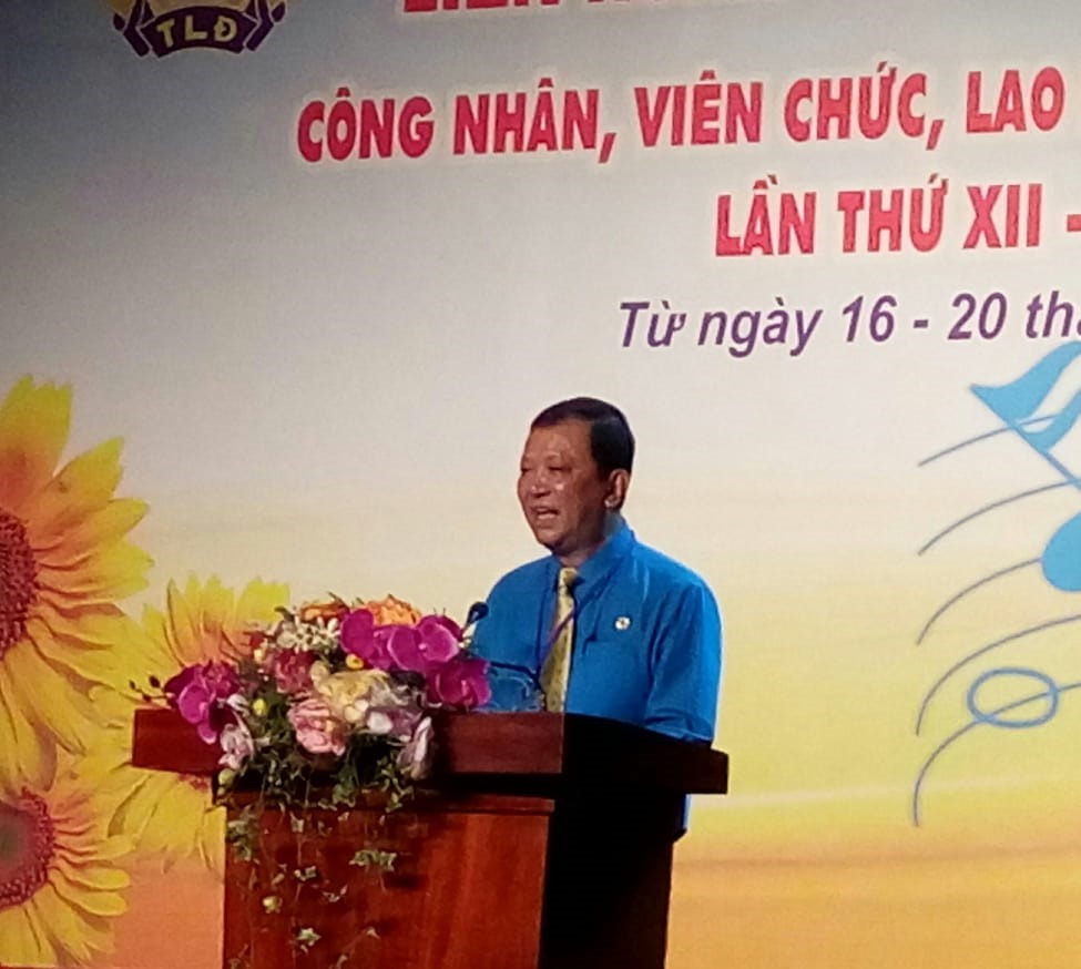 Chủ tịch LĐLĐ TP. Cần Thơ - Trần Văn Tám phát biểu khai mạc hội diễn