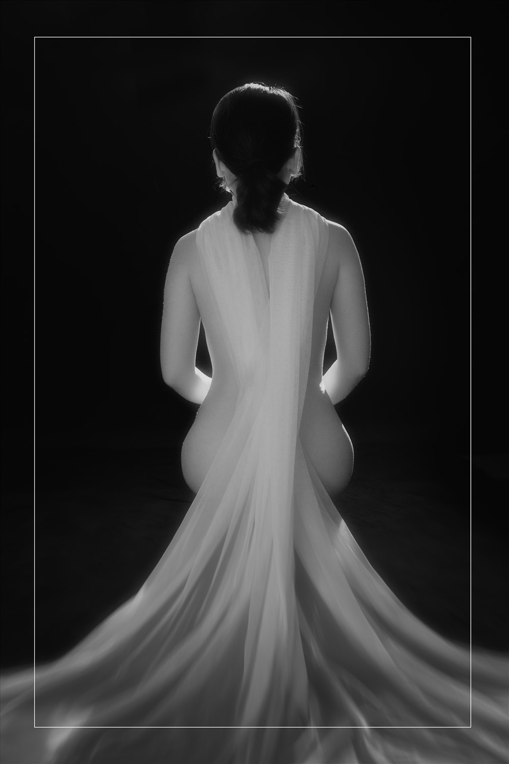 “Đường nét tạo hóa“- Đỗ Thùy Mai