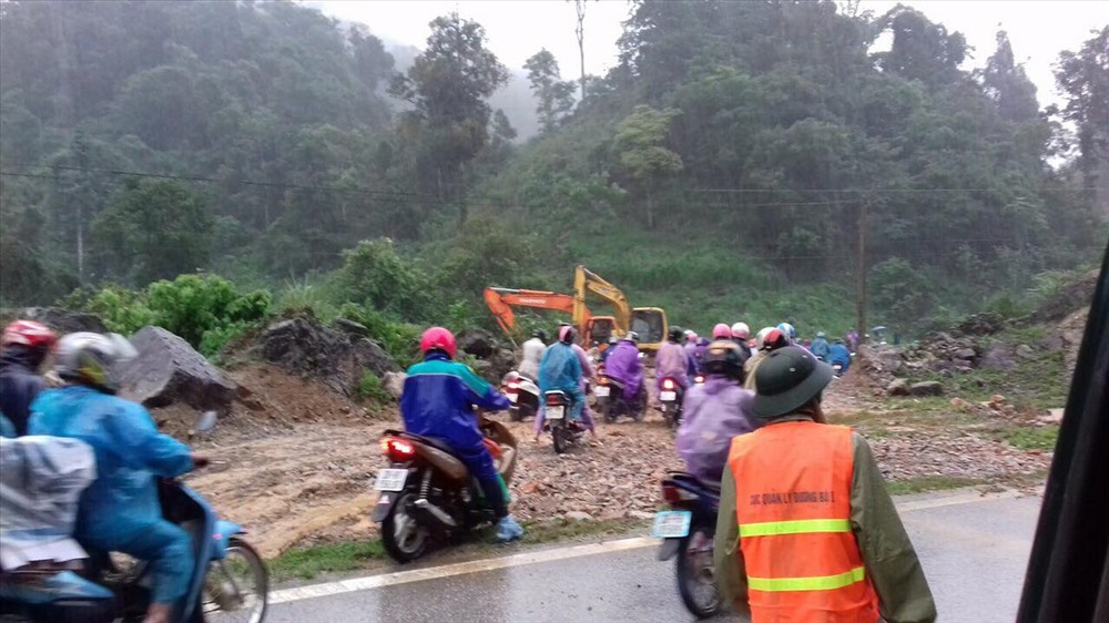 Các phương tiện di chuyển khó khăn