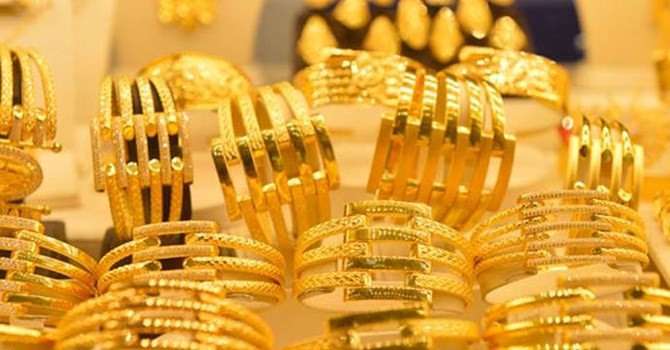 Giá vàng hôm nay 2.7: Khởi sắc đầu tuần, nhà đầu tư phấn khởi.