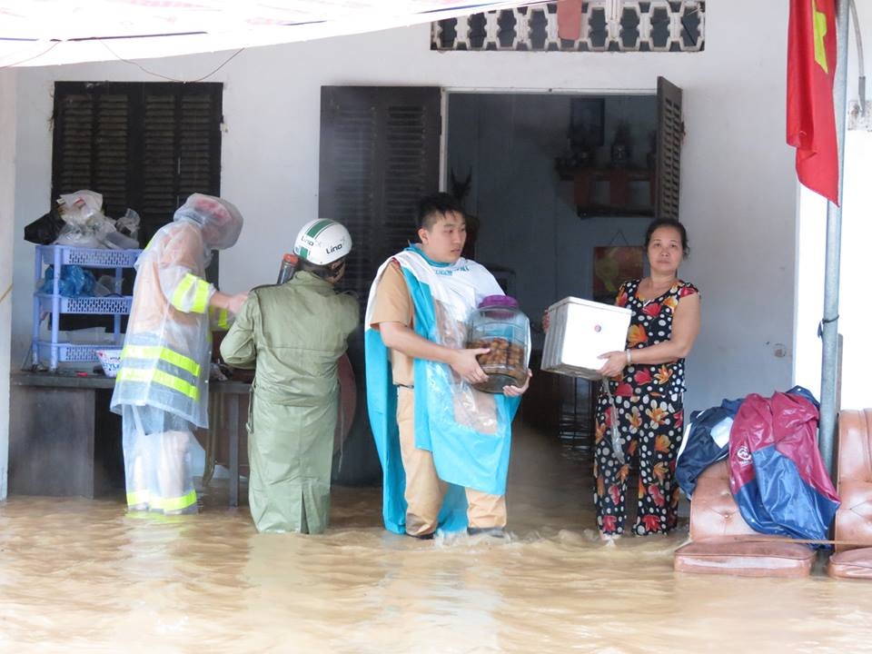 Hiện nay, Lữ đoàn 147 đang điều 2 xe thiết giáp lội nước vào hỗ trợ địa phương cứu trợ khi cần thiết.