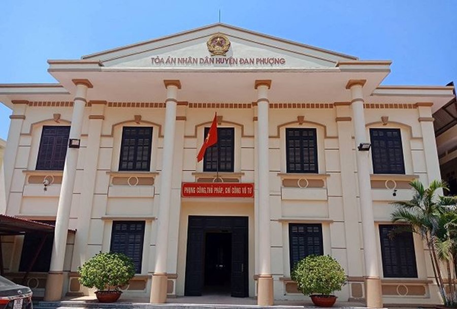 Nguyên Phó Chánh án TAND huyện Đan Phượng bị bắt tạm giam vì nhận 300 triệu đồng để chạy án - ảnh 2 Nguyên Phó Chánh án TAND huyện Đan Phượng bị bắt tạm giam vì nhận 300 triệu đồng để chạy án - ảnh 2