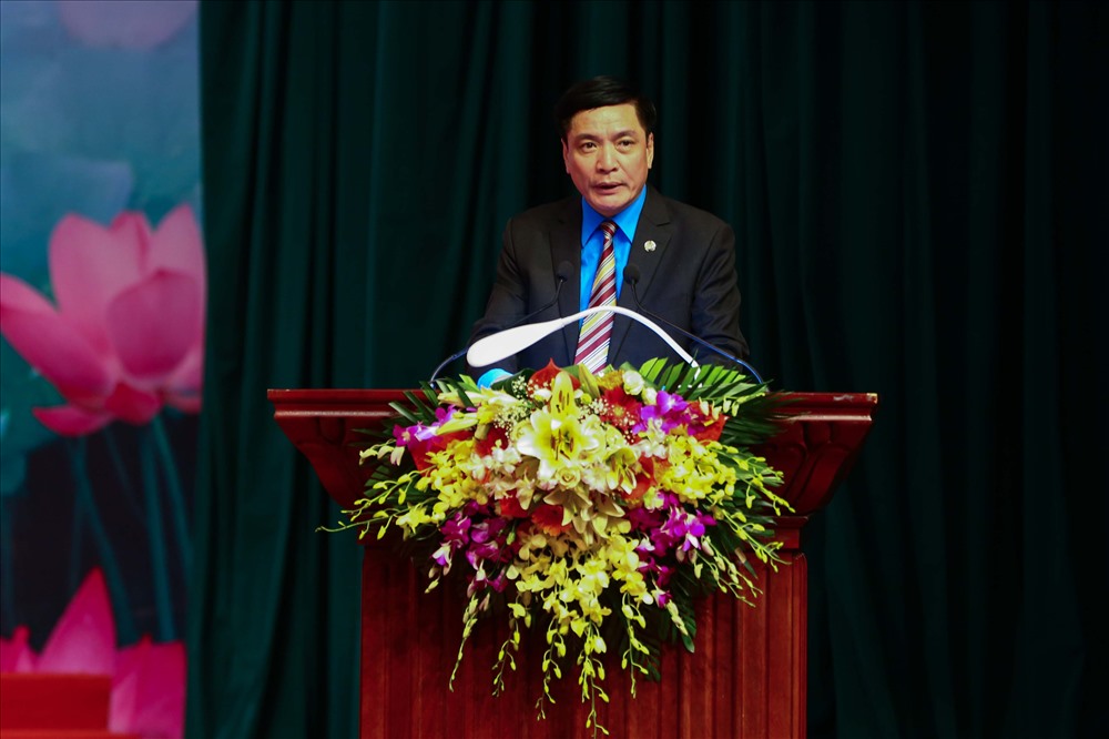 Đồng chí Bùi Văn Cường, Ủy viên Trung ương Đảng, Chủ tịch Tổng LĐLĐVN phát biểu tại lễ trao “Giải thưởng Nguyễn Đức Cảnh” lần thứ III. Ảnh: Sơn Tùng
