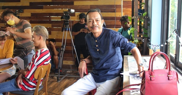 Trong “Hoàng tử ơi! Anh ở đâu?” , NSƯT Thanh Hoàng lần đầu tiên đóng 1 bộ phim sitcom giành cho giới trẻ.