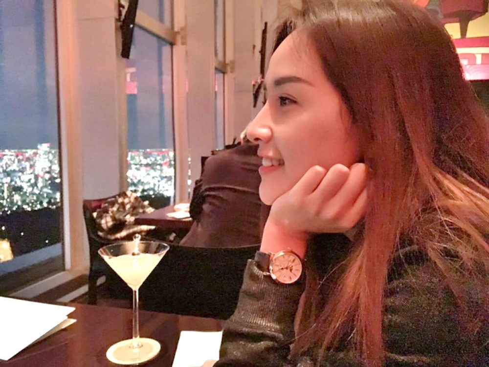 Hoa hậu Mai Phương Thúy với chiếc Patek Philippe 5159R.