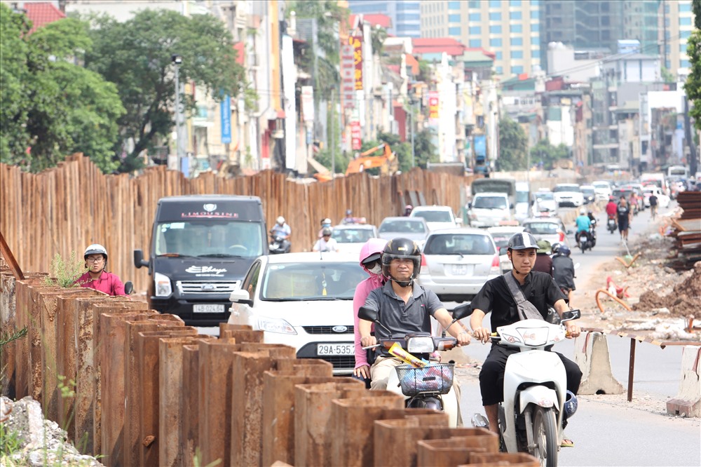 Sau thời hạn trên nếu chưa hoàn thành, UBND TP.Hà Nội sẽ xử lý trách nhiệm đối với CĐT, các đơn vị thi công, đơn vị tư vấn theo quy định