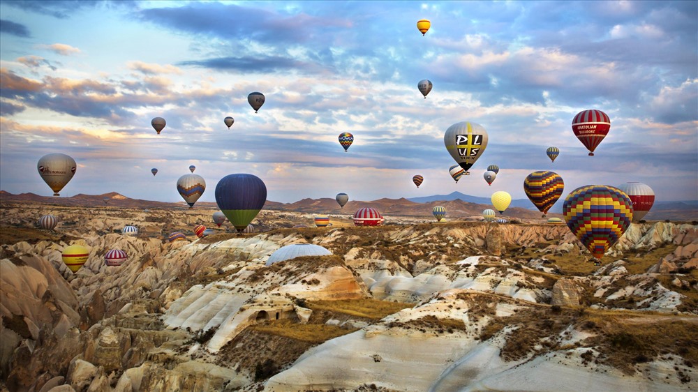 Hot Air Baloon - trải nghiệm ngắm bình minh ở trên khinh khí cầu