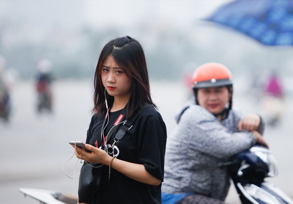 Em gái mưa của Xuân Trường mua vé cả 3 trận xem U23 Việt Nam - Ảnh 2.