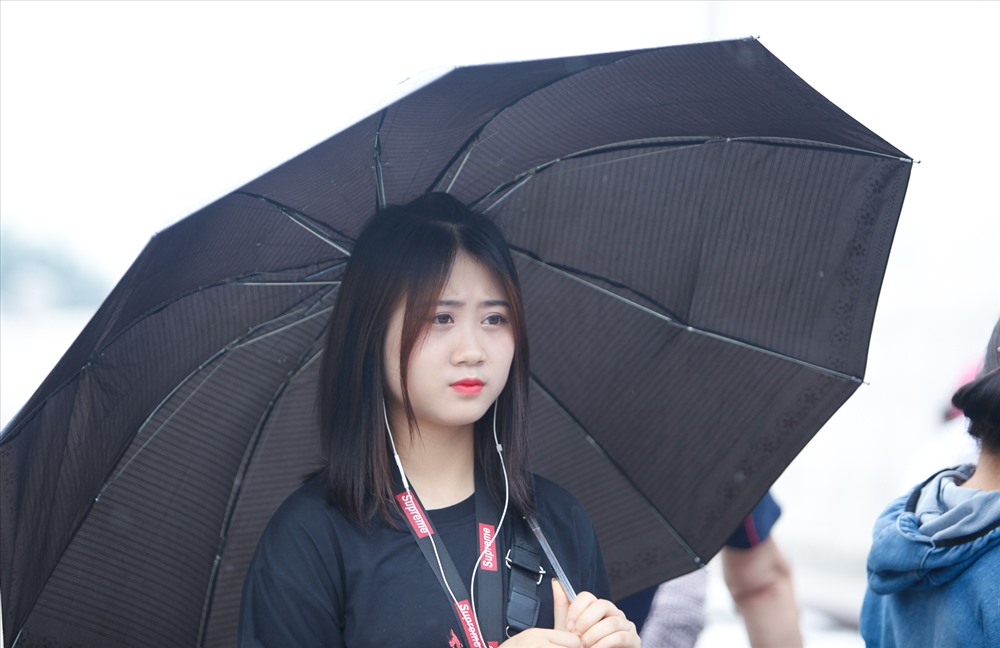 Em gái mưa của Xuân Trường mua vé cả 3 trận xem U23 Việt Nam - Ảnh 7.