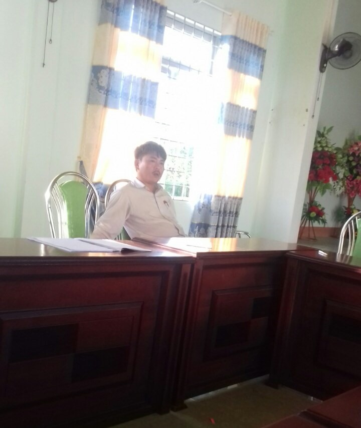 Đối tượng Dương Văn Hùng (Thanh Hóa) tại UBND xã Ia Đal (huyện Ia H'Drai, Kon Tum). Ảnh: Đình Văn