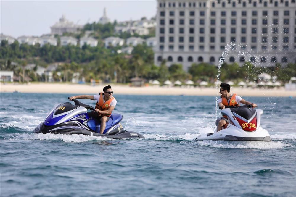 Hoặc khoe những phút giây vui hết mình khi chinh phục những thử thách mới tại Vinpearl Discovery