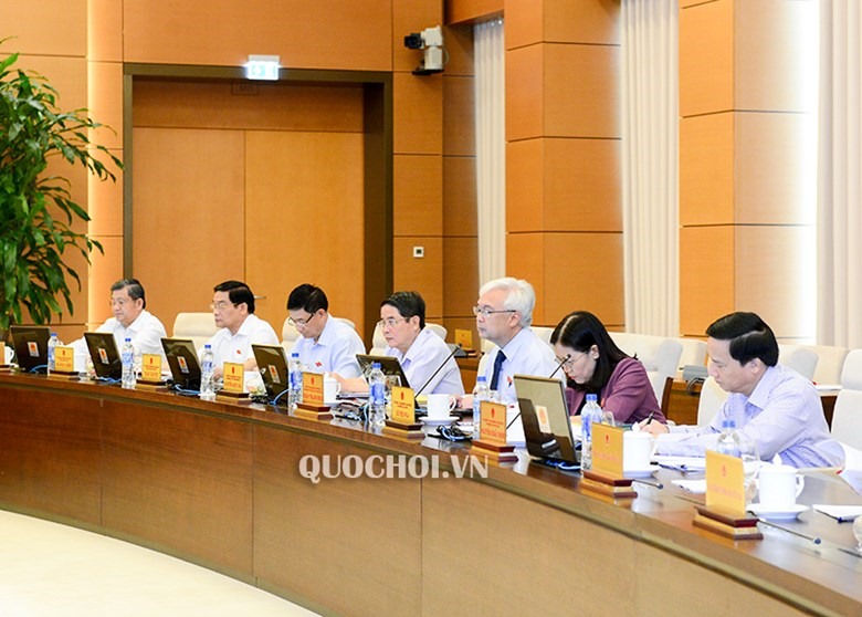 Toàn cảnh phiên họp. Ảnh Q.H