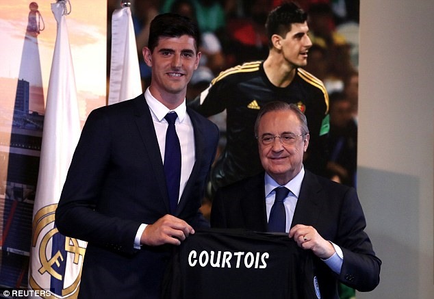 Premier League khởi tranh, các CLB Tây Ban Nha thở phào vì không lo bị “rút ruột” - ảnh 3 Premier League khởi tranh, các CLB Tây Ban Nha thở phào vì không lo bị “rút ruột” - ảnh 3