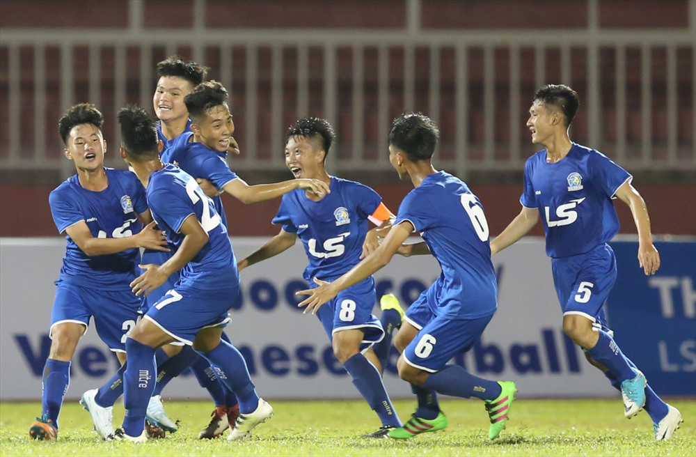 U15 Bình Dương cũng không mấy khó khăn để đánh bại U15 An Giang ở trận ra quân với tỉ số 3-1.