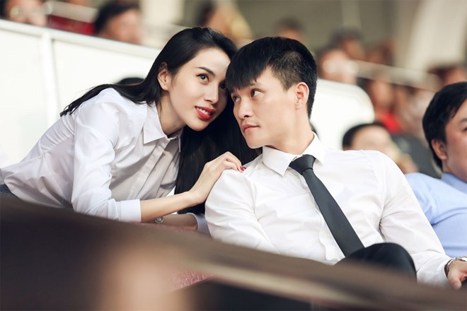 Công Vinh và Thủy Tiên từng trải qua không ít sóng gió trong suốt thời gian yêu nhau.