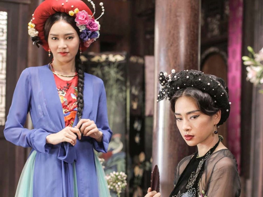 Bộ phim “Tấm Cám: Chuyện chưa kể” từng bị khán giả chê vì trang phục không phù hợp với bối cảnh.