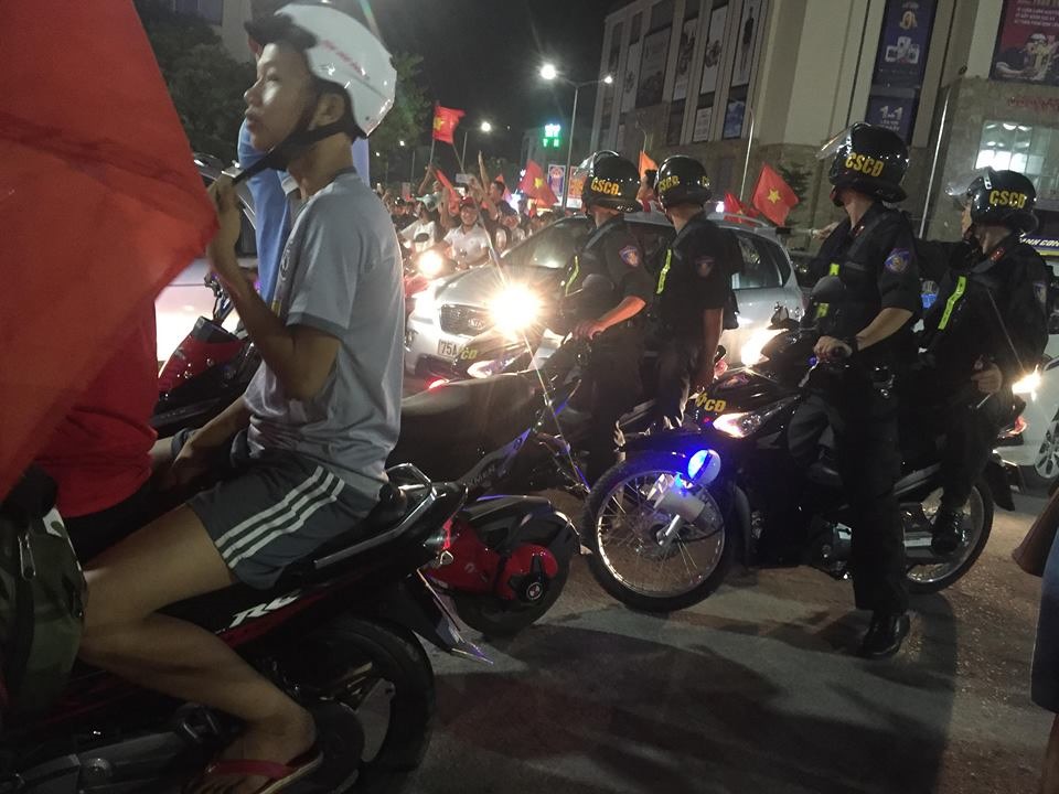 Cảnh sát cơ động tham gia tuần tra kiểm soát giao thông. Ảnh: PĐ.