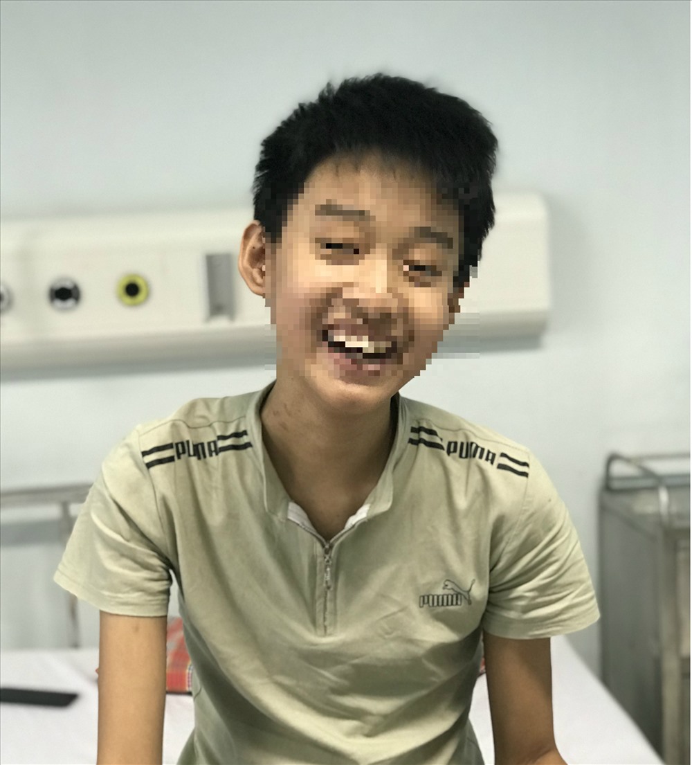 Cháu bé 15 tuổi khỏe mạnh sau ghép gan. Ảnh: BSCC