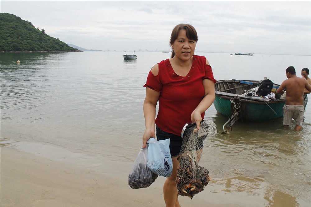 Về lại bờ biển.