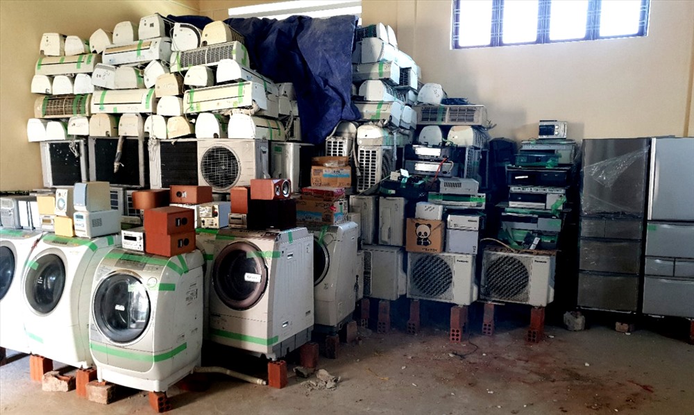 Giá trị lô hàng ước tính khoảng 400 triệu đồng. Ảnh: Lê Phi Long