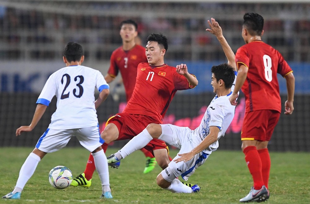 U23 Việt nam gặp nhiều khó khăn trước lối chơi của U23 Uzbekistan.