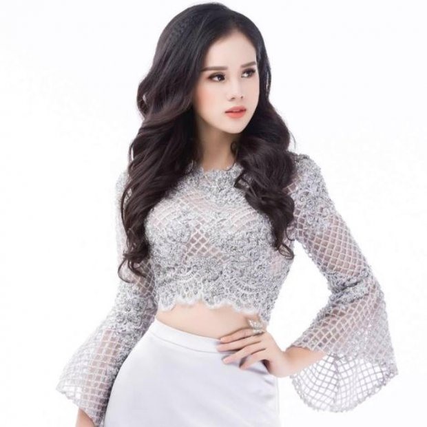 Huyền Trang không phải là một gương mặt xa lạ với cộng đồng mạng.