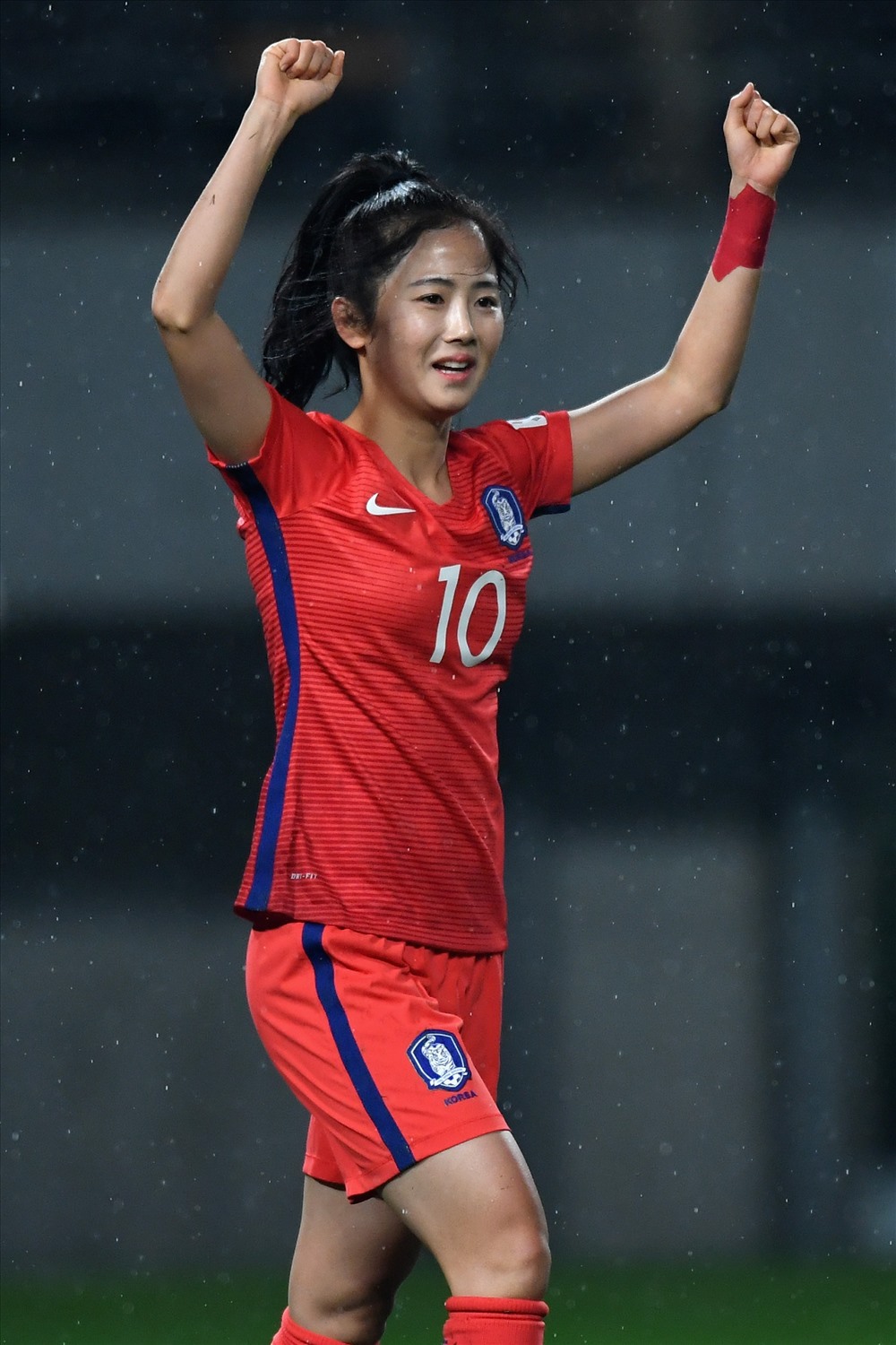 Cầu thủ nữ Hàn Quốc dự ASIAD 18 xinh như thiên thần 3