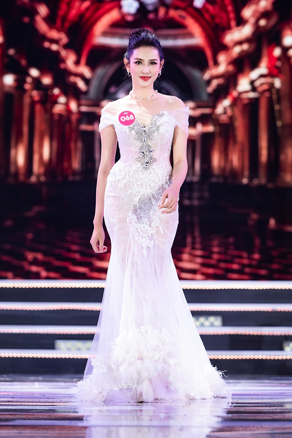 Vương miện Hoa hậu Việt Nam 2018 gọi tên Trần Tiểu Vy - ảnh 18 Vương miện Hoa hậu Việt Nam 2018 gọi tên Trần Tiểu Vy - ảnh 18