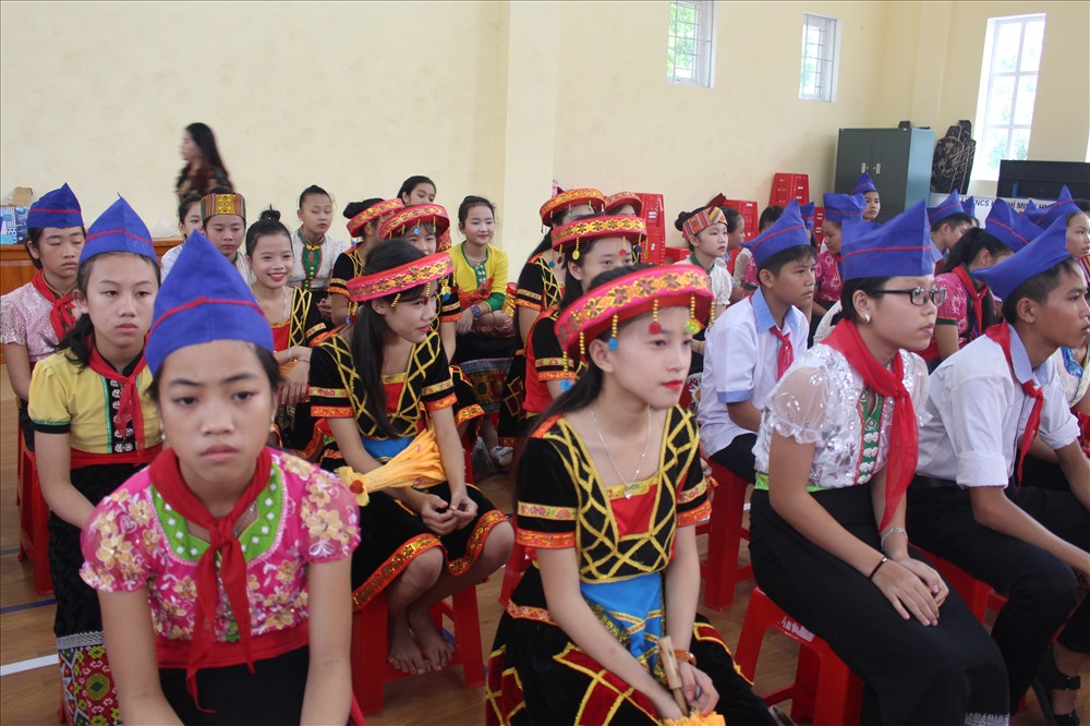 Nghệ An: Lễ khai giảng muộn ở trường vùng lũ