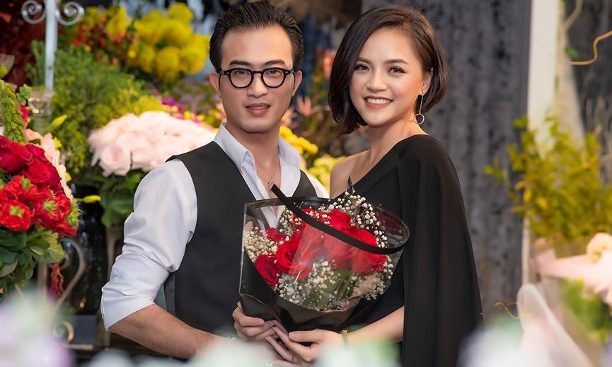 Tại sự kiện, Thu Quỳnh gây bất ngờ khi sánh vai diễn viên Doãn Quốc Đam - người vào vai 'Cảnh soái ca' trong “Quỳnh Búp bê“.