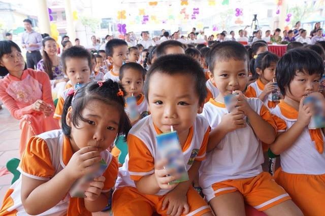 Mục tiêu của đề án là cải thiện tình trạng dinh dưỡng góp phần nâng cao tầm vóc trẻ em mẫu giáo và học sinh tiểu học trên địa bàn thành phố Hà Nội. Ảnh minh họa.