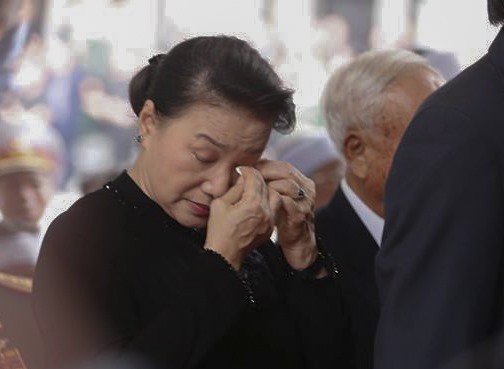 Chủ tịch Quốc hội Nguyễn Thị Kim Ngân đến viếng Chủ tịch Nước Trần Đại Quang.