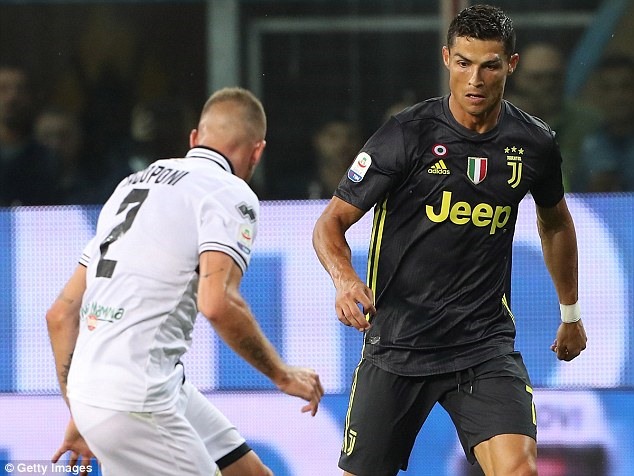 Những rắc rối về thuế là một trong những nguyên nhân chính khiến CR7 giũ áo rời Real Madrid. Ảnh: Getty.