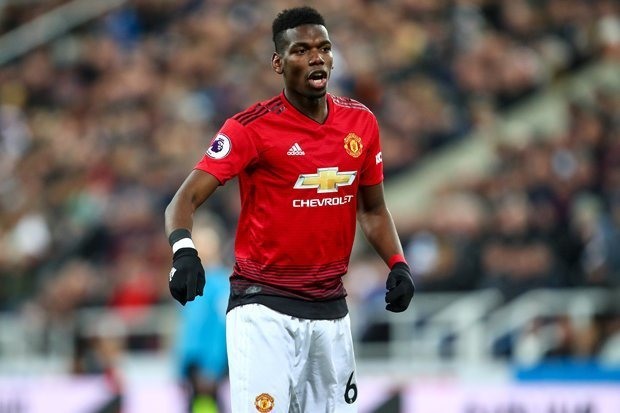Pogba trở lại kịp thời để thi đấu trận gặp Tottenham. Ảnh Daily Star