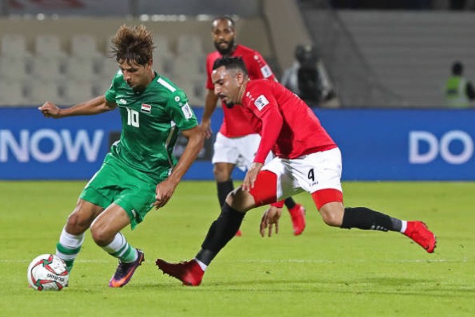 ĐT Iraq (áo xanh) không cho đối thủ Yemen bất kỳ cơ hội nào (Ảnh: AFC)