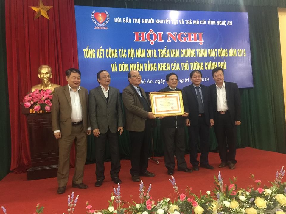 Hội bảo trợ người khuyết tật và trẻ mồ côi nhận bằng khen của Thủ tướng Chính phủ.